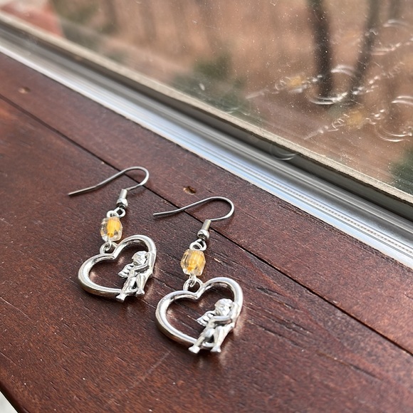 Eras tour inspired earrings - Picture 4 of 6